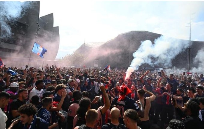 PSG đăng quang Club World Cup: Niềm vui chiến thắng giữa sự im lặng ở Paris